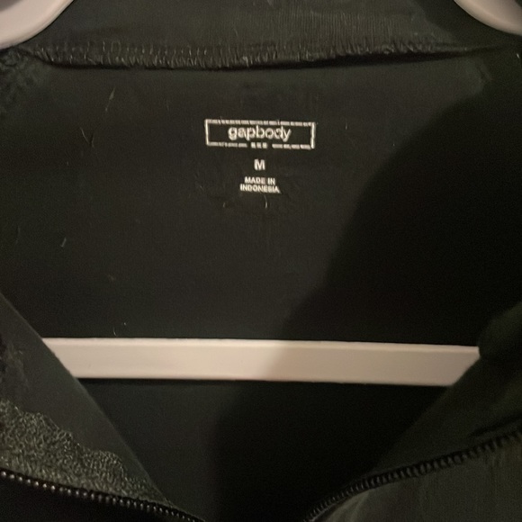 3/$20 Gap Body zip up jacket - Picture 3 of 3